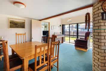 674/674A Aberdeen Road, Te Hapara