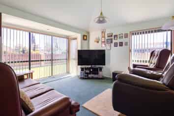 674/674A Aberdeen Road, Te Hapara
