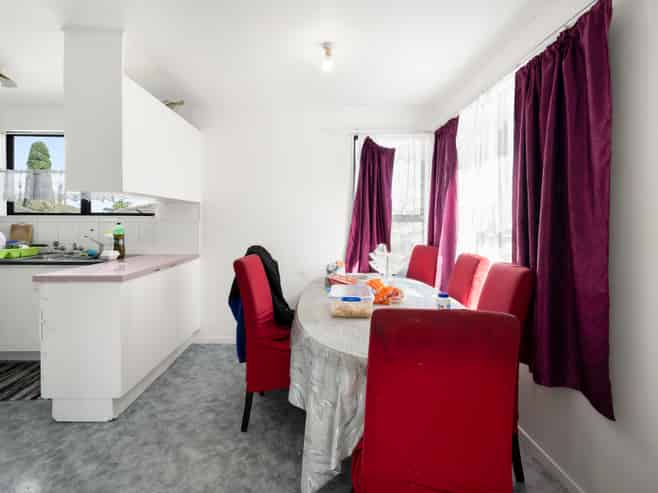 2/12 Silver Creek Road, Weymouth
