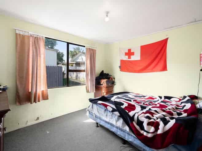 2/12 Silver Creek Road, Weymouth