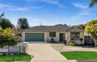 14 Mt Lebanon Crescent, The Gardens
