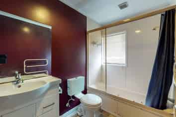 12 Jasmine Grove, Maungaraki