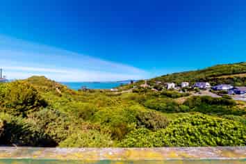 12 Jasmine Grove, Maungaraki