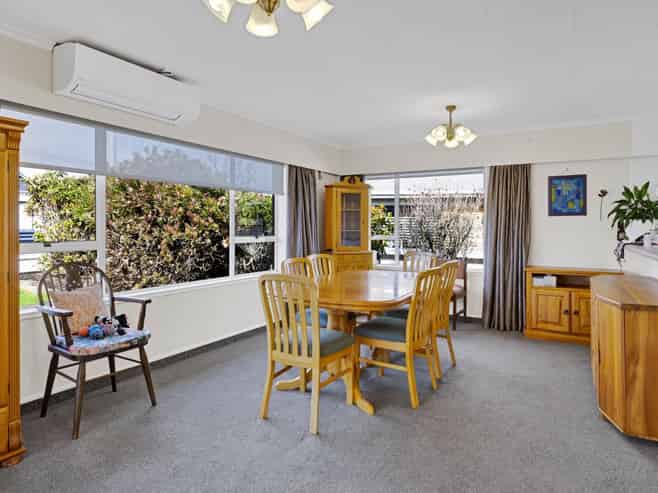 25 Victoria Street, Hawera