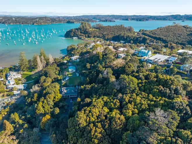 20 Florance Avenue, Russell