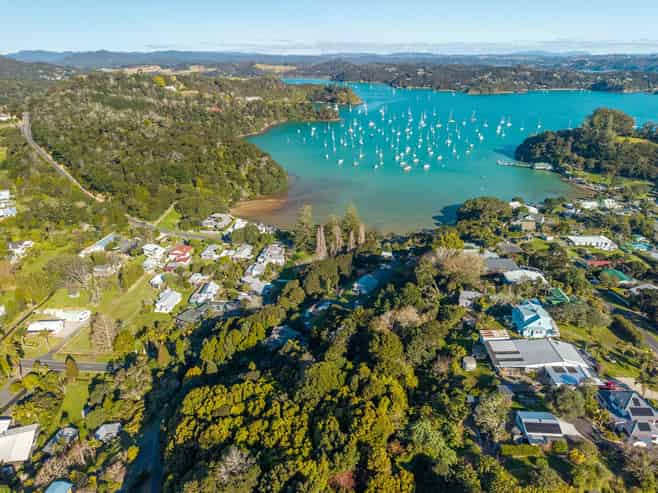 20 Florance Avenue, Russell