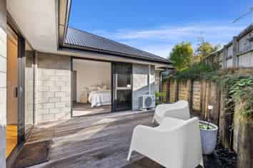 4 Torrey Pines Rise, Kamo