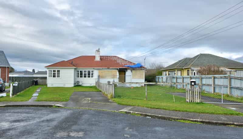16 and 18 Churchill Avenue, Gore