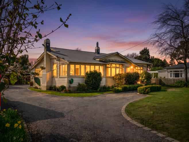 51 Park Road, Carterton