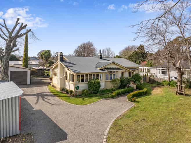 51 Park Road, Carterton