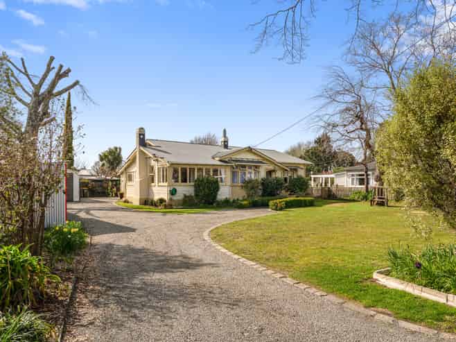 51 Park Road, Carterton