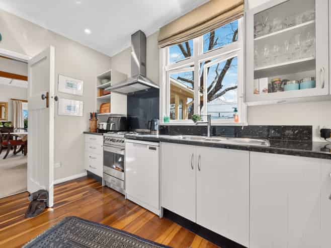 51 Park Road, Carterton