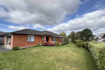 14 Roderick Place, Onerahi