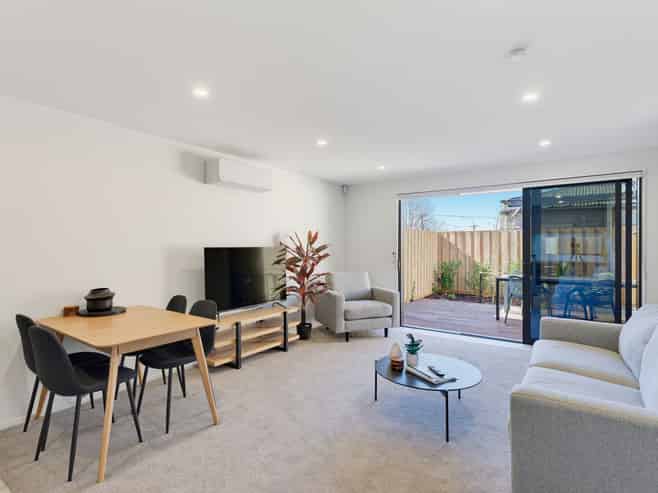 3/346 Gloucester Street, Linwood