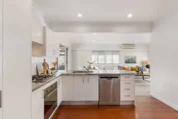 12 Kesteven Avenue, Glendowie