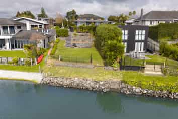 189B Welcome Bay Road, Welcome Bay