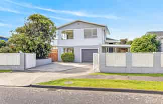18 Exeter Crescent, Springvale