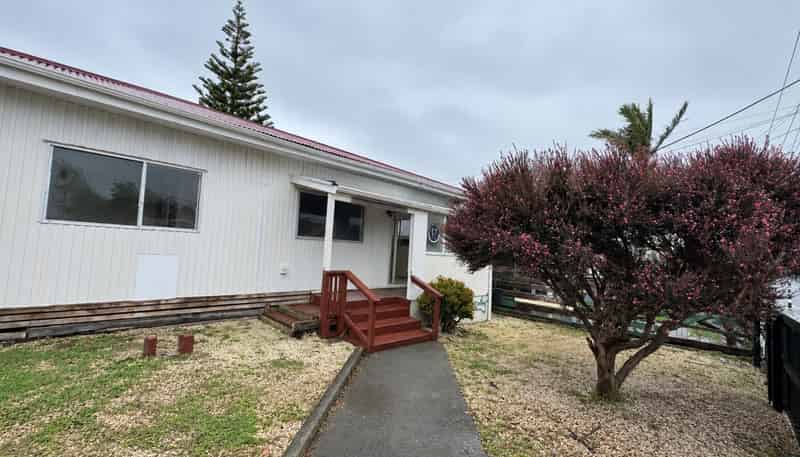 42 Hall Avenue, Otahuhu