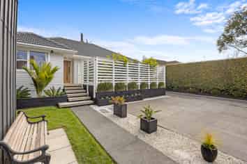 24 Lynden Avenue, Hillcrest