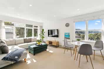 9/2 Newman Terrace , Thorndon