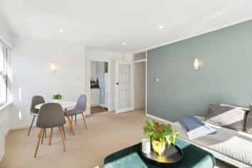 9/2 Newman Terrace , Thorndon