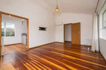 14 Shanaway Rise, Hillcrest