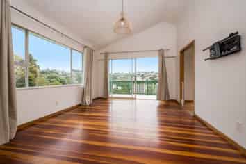 14 Shanaway Rise, Hillcrest