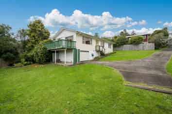 14 Shanaway Rise, Hillcrest