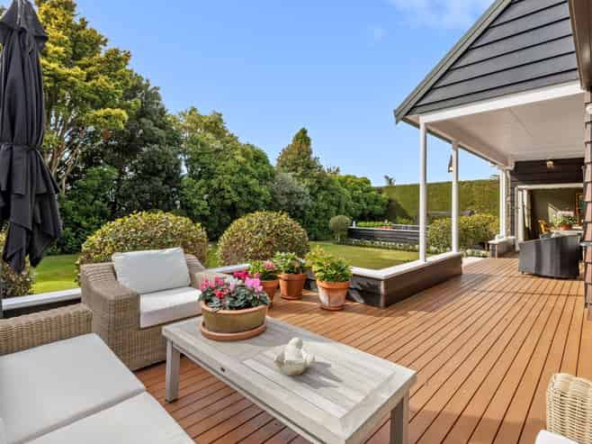 74 Kings Avenue, Matua