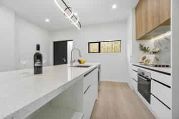 25 E Hadfield Avenue, Waterview