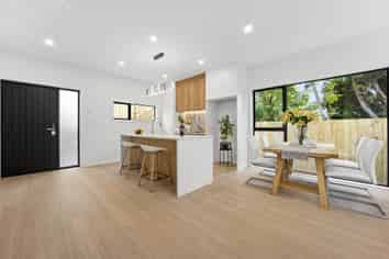 25 E Hadfield Avenue, Waterview
