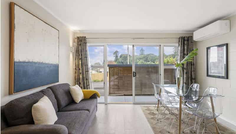 1/23B Hillsborough Road, Hillsborough