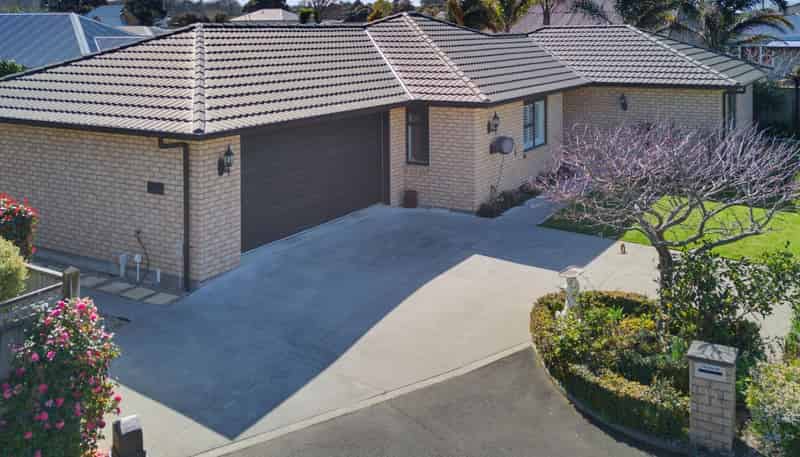 32 Purnell Close, College Estate
