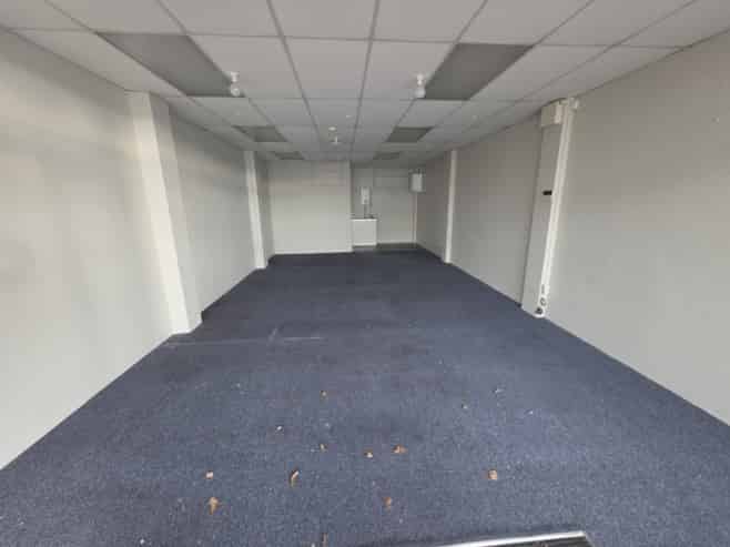Affordable Retail in Popular Terrace End