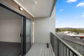 35/241 Hinemoa Street, Birkenhead