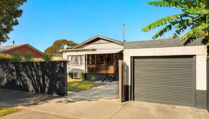 1/4 Orchard Street, Avondale