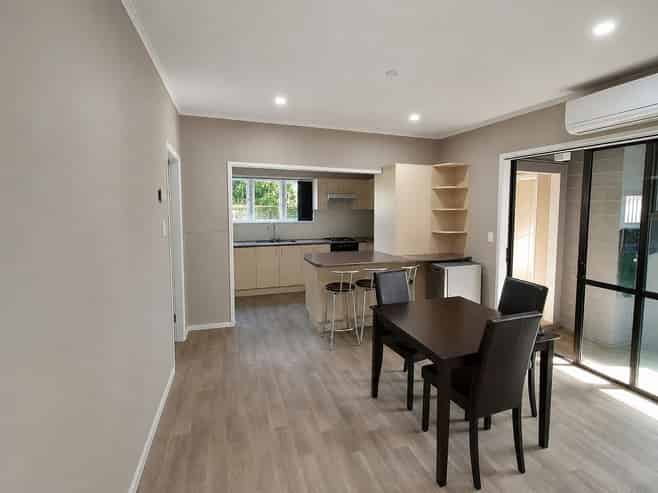 1/4 Orchard Street, Avondale