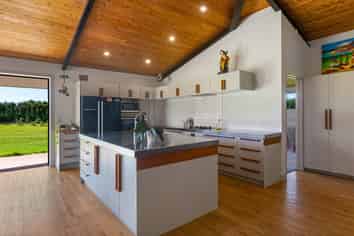 38 Elingamite Drive, Pukenui
