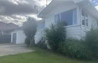4b John Walker Drive, Manurewa