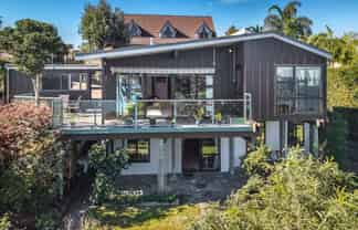 21 Himalaya Crescent, Lynfield