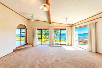 21 Himalaya Crescent, Lynfield