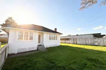 60 McKean Avenue, Manurewa
