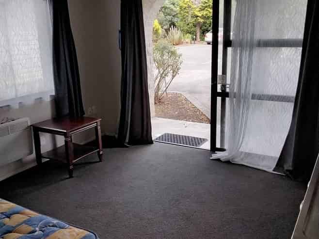665 Pioneer Highway, Awapuni