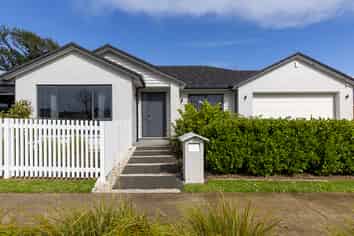3 Ronoga Maori Way, Pukekohe