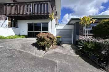 1/361 Wairau Road, Totara Vale
