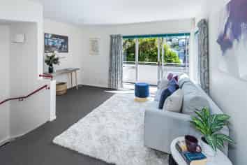 16/20 Thompson Street, Mount Cook