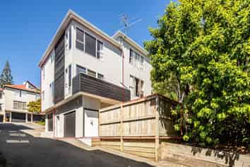 16/20 Thompson Street, Mount Cook