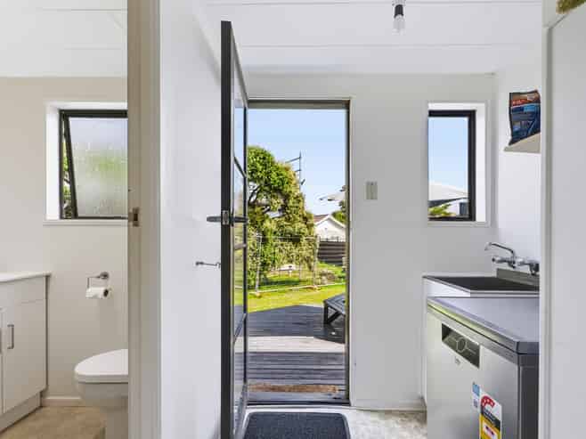5 McCall Ave, Pauanui