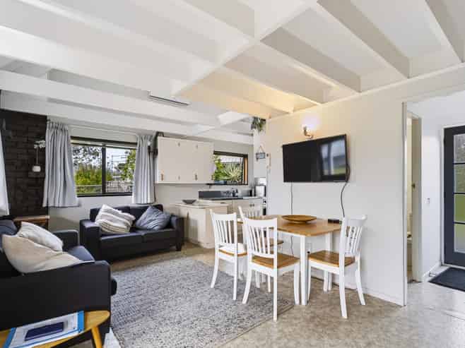 5 McCall Ave, Pauanui