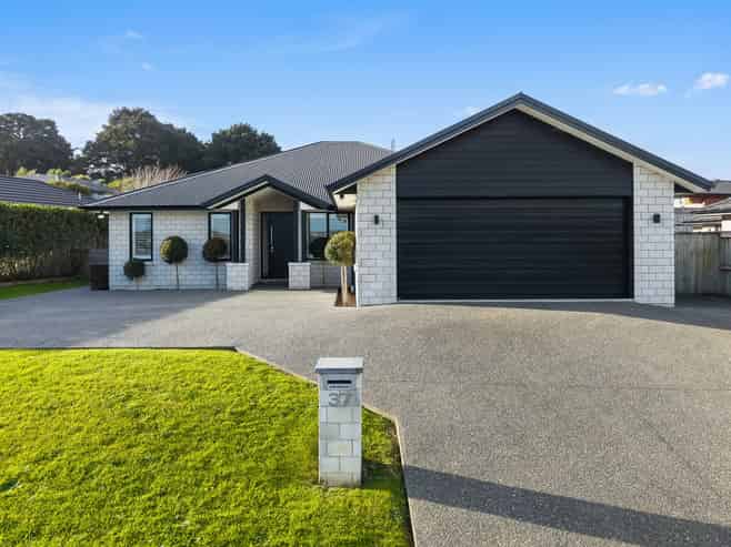 37 Raithburn Terrace, Pokeno